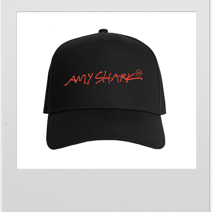 BLACK SIGNATURE CAP